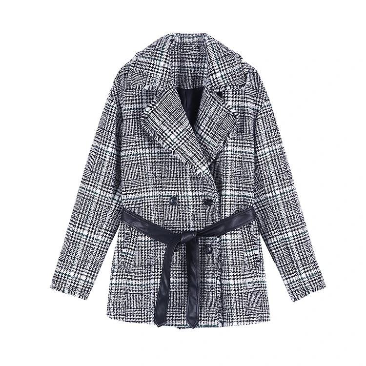 Slim Fitting Trench Coat With Belt Slim Fitting Trench Coat With Belt
