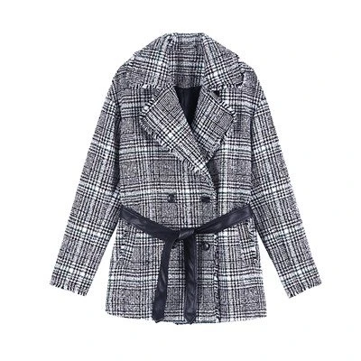 Slim Fitting Trench Coat With Belt